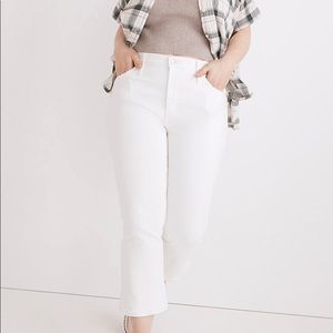 Cali Demi Boot raw hem size 25